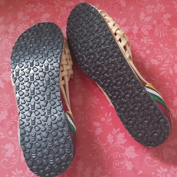 SOIYL- Handmade Los Angeles Huarache - Picture 8 of 8